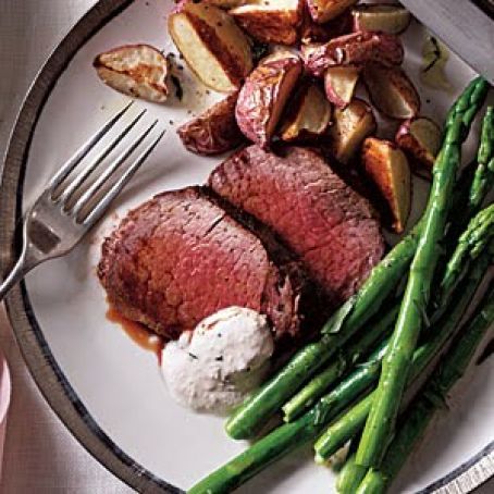 Beef Tenderloin with Horseradish-Chive Sauce (Cooking Light)